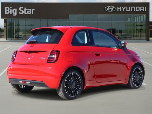 Used 2024 FIAT 500 e (RED) image 4