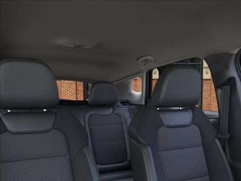 New 2026 Chevrolet Trax LT w/ Driver Confidence Package FWD image 24