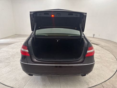 Used 2010 Mercedes-Benz E 350 Sedan image 25