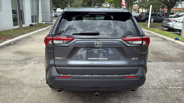 Used 2024 Toyota RAV4 XLE w/ Convenience Package FWD image 6