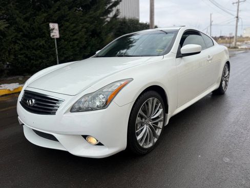 Used 2013 INFINITI G37 Journey w/ Premium Pkg image 5