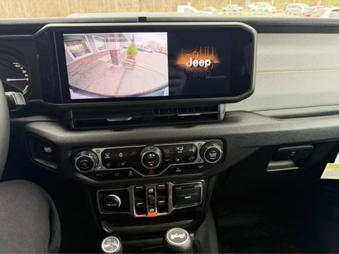 Used 2024 Jeep Wrangler Sport S w/ Convenience Group image 23