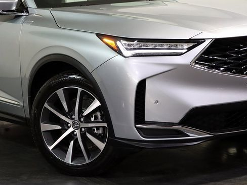 Certified 2026 Acura MDX w/ Technology Package image 8