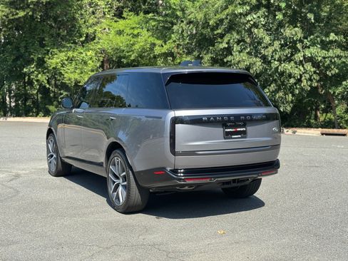 Used 2023 Land Rover Range Rover Long Wheelbase Autobiography AWD/4WD image 8