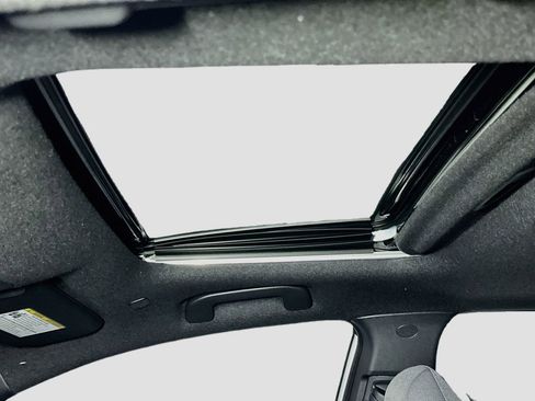 New 2026 Toyota Corolla Cross AWD Hybrid w/ Moonroof Package image 25