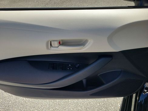 Used 2023 Toyota Corolla LE FWD image 13