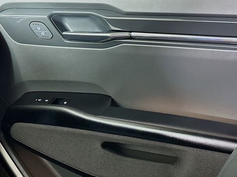 Used 2024 Kia EV9 Land AWD/4WD image 17
