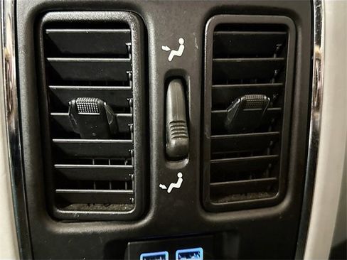 Used 2020 Jeep Grand Cherokee Summit image 28