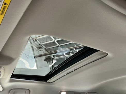 Used 2024 Nissan Armada Platinum w/ Captain's Chairs Package image 4