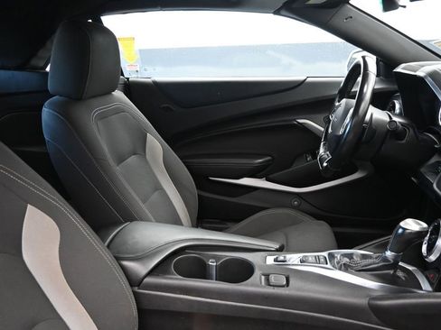 Used 2022 Chevrolet Camaro LT image 12