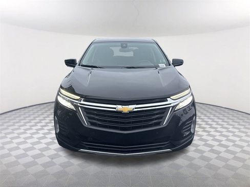 Used 2024 Chevrolet Equinox LT image 2