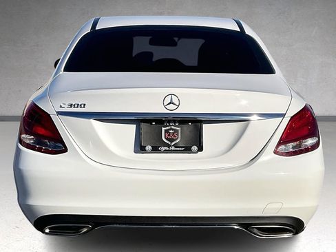 Used 2018 Mercedes-Benz C 300 Sedan image 4