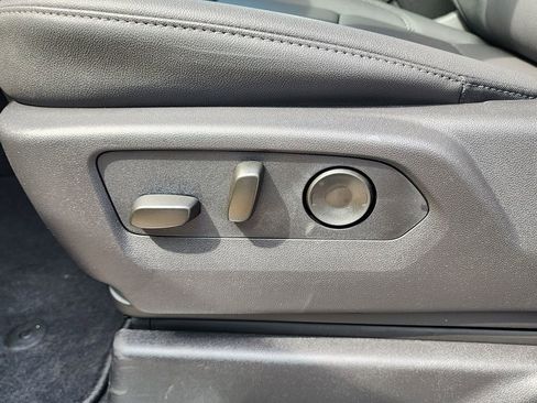 New 2026 GMC Sierra 1500 SLT w/ SLT Premium Plus Package image 18