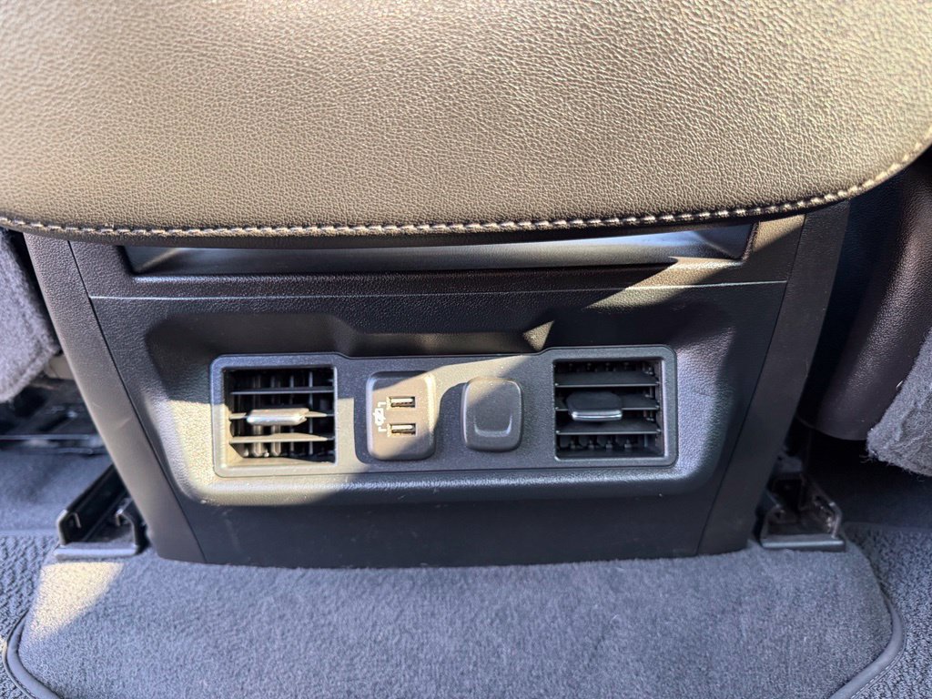 Used 2019 Chevrolet Silverado 1500 LT w/ All-Star Edition AWD/4WD image 24
