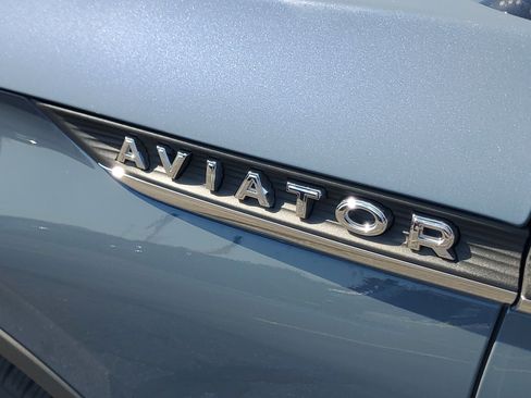 New 2026 Lincoln Aviator AWD image 7