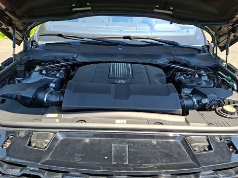 Used 2018 Land Rover Range Rover Sport Supercharged AWD/4WD image 28