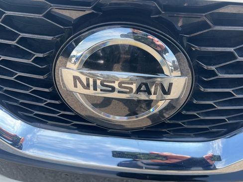 Certified 2022 Nissan Rogue Sport S image 29