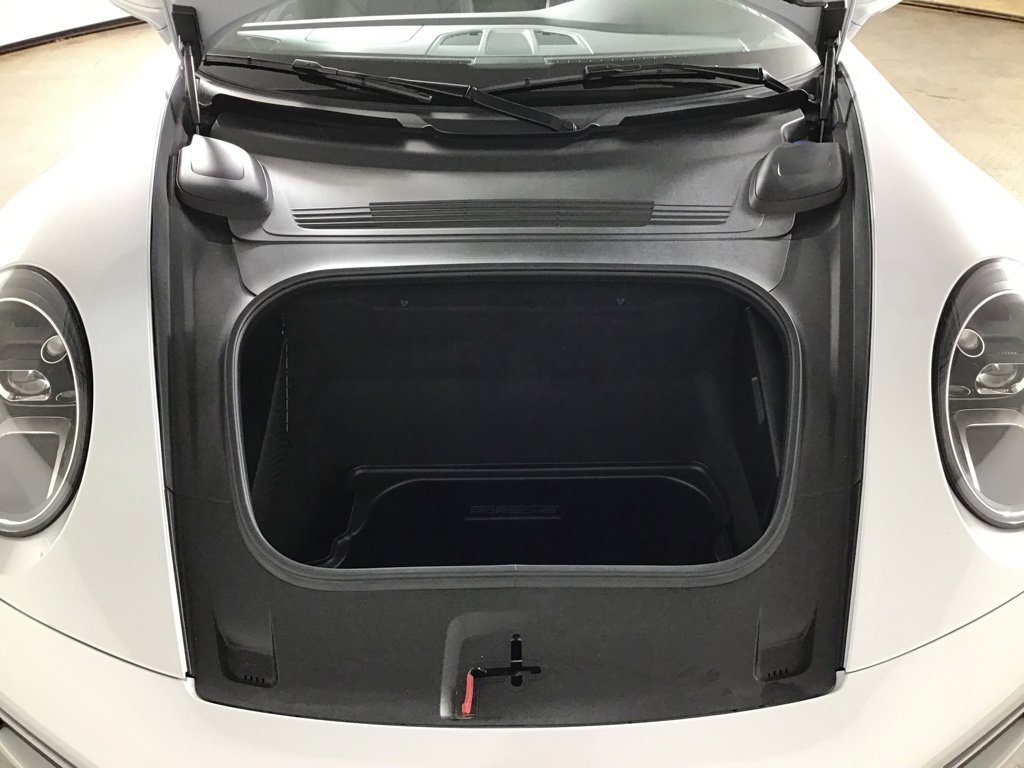 Certified 2023 Porsche 911 Carrera 4 AWD/4WD image 17