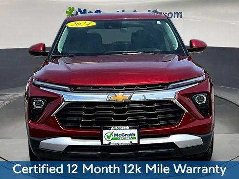 Used 2024 Chevrolet TrailBlazer LT FWD image 2