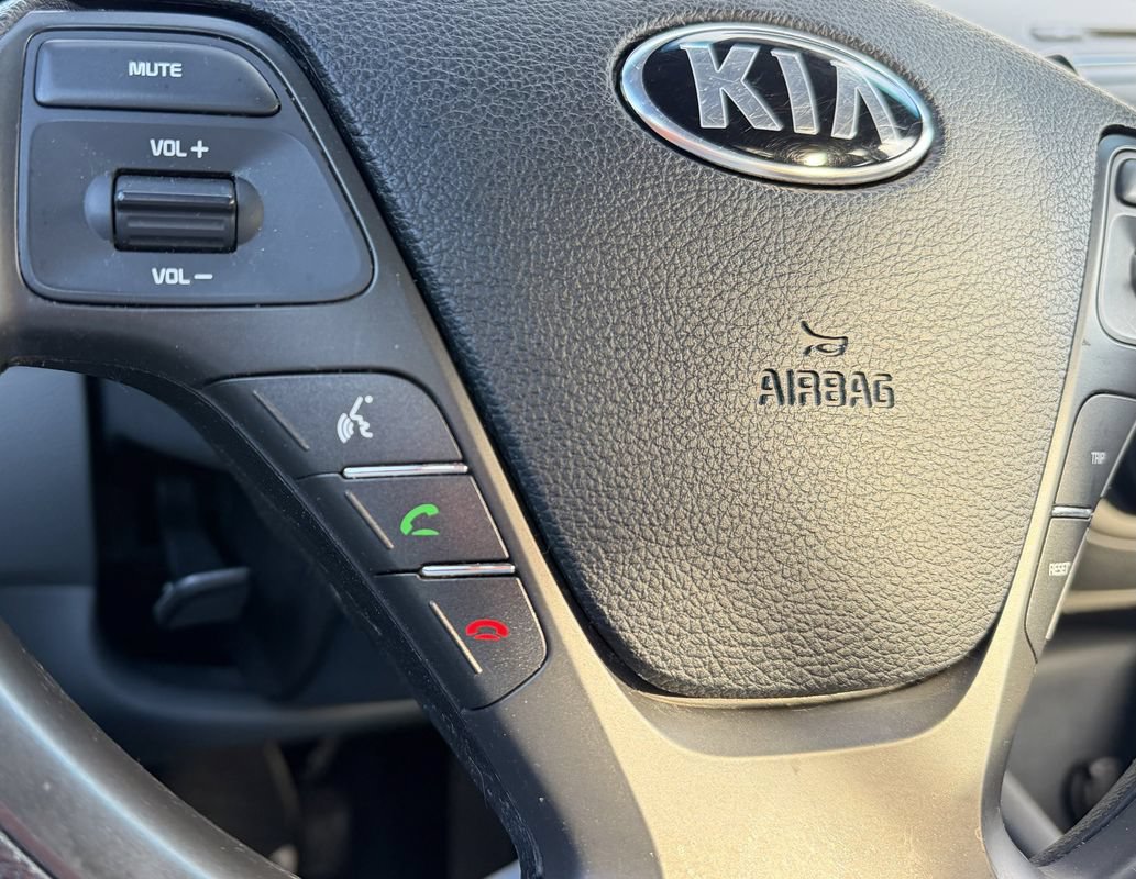 Used 2017 Kia Forte LX FWD image 21