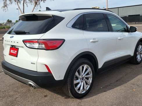 Used 2021 Ford Escape Titanium w/ Titanium Elite Package image 9