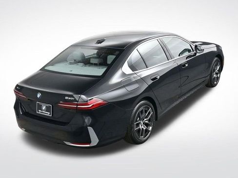 New 2026 BMW 530i xDrive w/ Premium Package AWD/4WD image 20