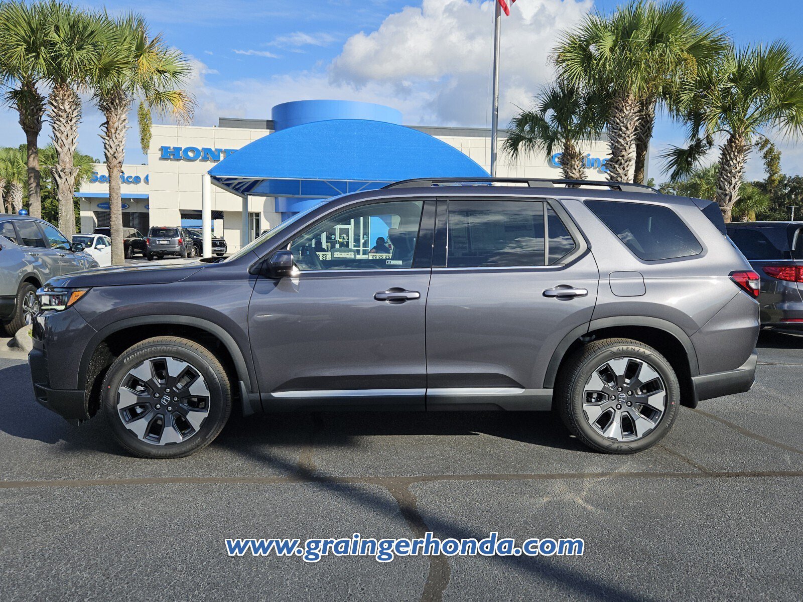New 2026 Honda Pilot Elite image 2