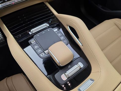 New 2026 Mercedes-Benz GLS 450 4MATIC image 18