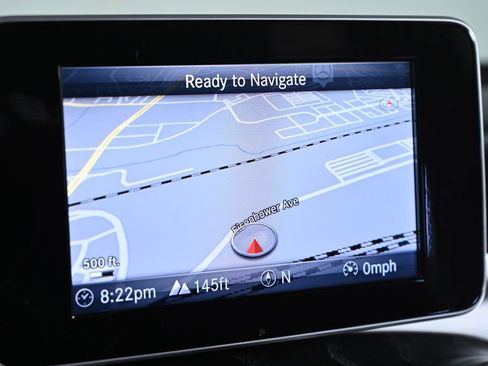 Used 2018 Mercedes-Benz GLC 300 4MATIC image 19