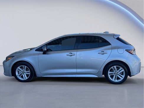 Used 2019 Toyota Corolla SE FWD image 3