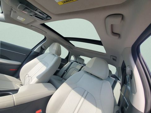Used 2026 Hyundai Sonata SEL FWD image 17