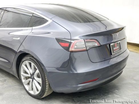 Used 2020 Tesla Model 3 Standard Range image 9