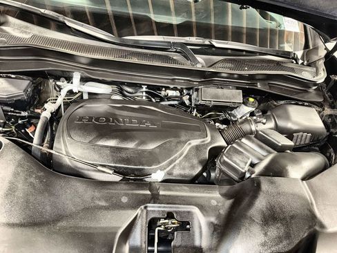 Certified 2022 Honda Passport TrailSport image 35