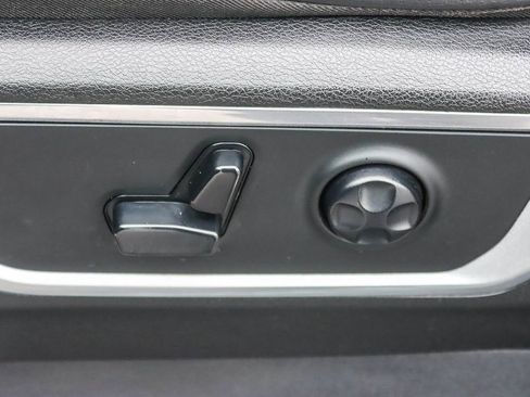 Used 2019 RAM 1500 Laramie image 48