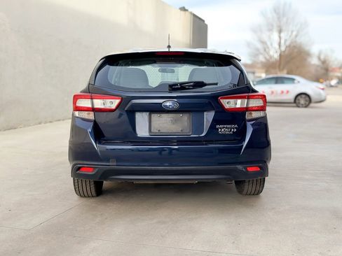 Used 2019 Subaru Impreza 2.0i image 5