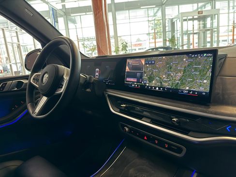 Used 2026 BMW X5 xDrive40i image 25