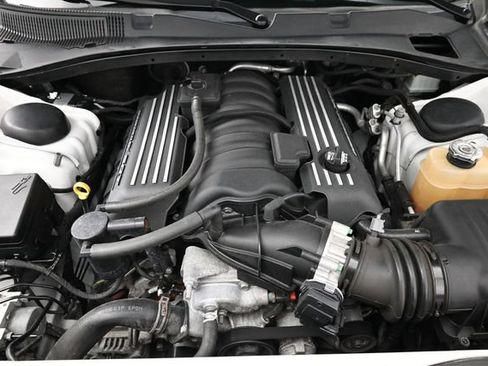 Used 2019 Dodge Charger Scat Pack w/ Plus Group RWD image 23