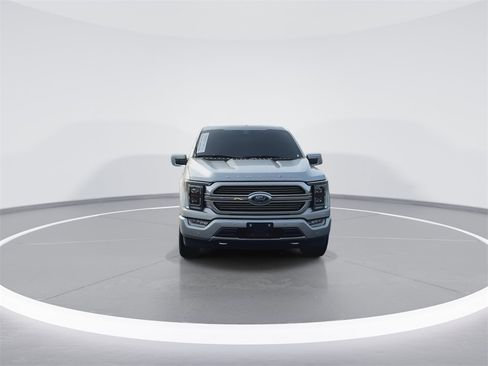 Used 2022 Ford F150 Limited image 3