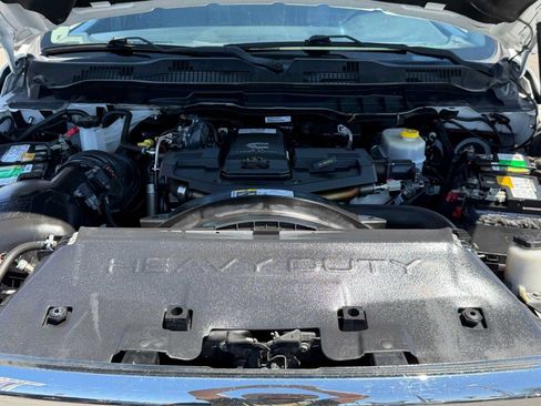 Used 2018 RAM 2500 Laramie AWD/4WD image 33
