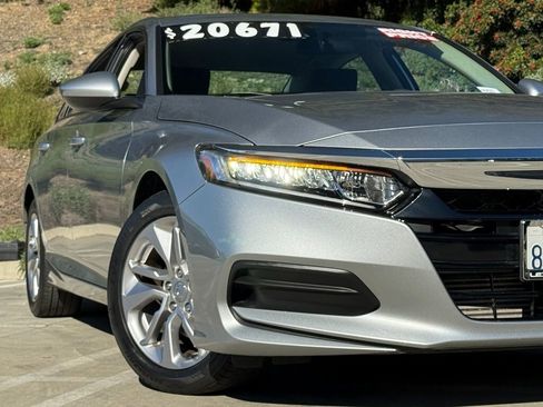 Used 2019 Honda Accord LX image 7