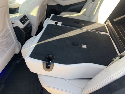 Used 2023 Mercedes-Benz GLE 350 4MATIC image 43