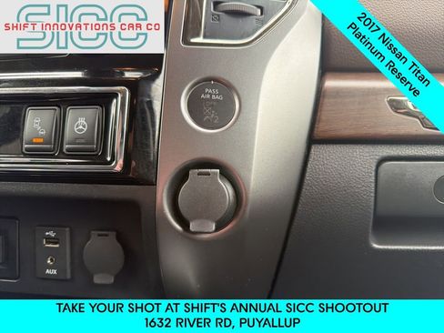 Used 2017 Nissan Titan SV image 21