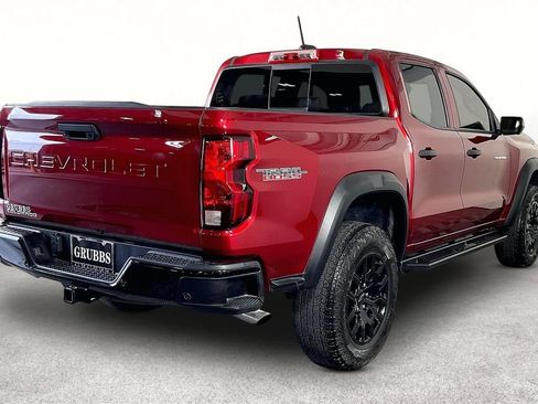 Used 2023 Chevrolet Colorado Trail Boss w/ Technology Package AWD/4WD image 4