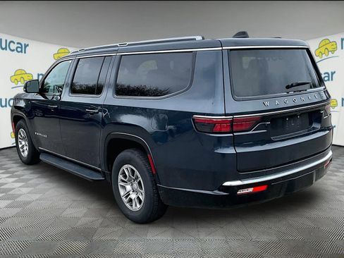 Used 2024 Jeep Wagoneer L 4WD image 3