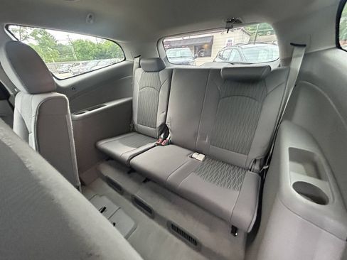 Used 2013 Chevrolet Traverse LS FWD image 7