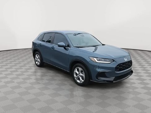 Certified 2023 Honda HR-V LX image 2