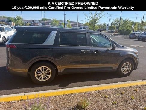 Used 2024 Kia Carnival LX FWD image 8
