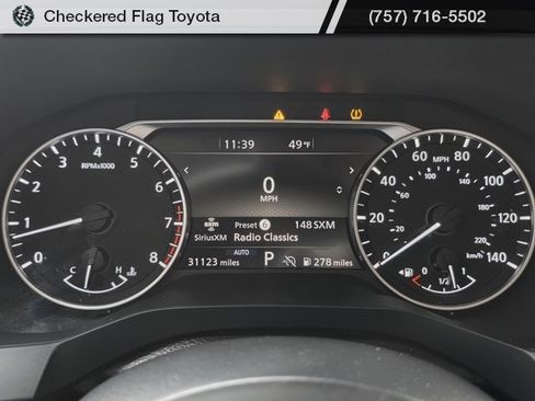 Used 2024 Nissan Pathfinder S image 11