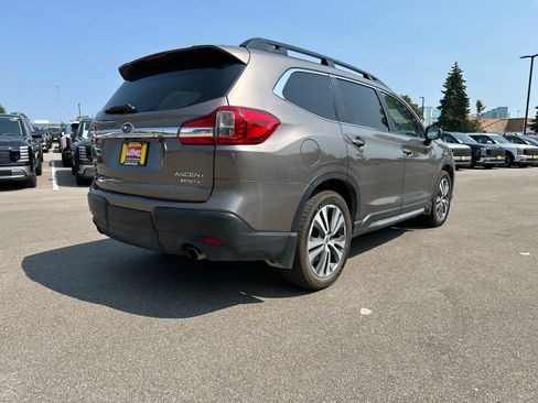 Used 2022 Subaru Ascent Limited w/ Technology Package AWD/4WD image 2