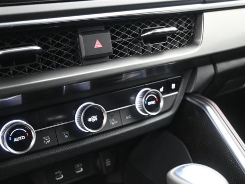 Certified 2025 Acura ADX A-Spec AWD/4WD image 6